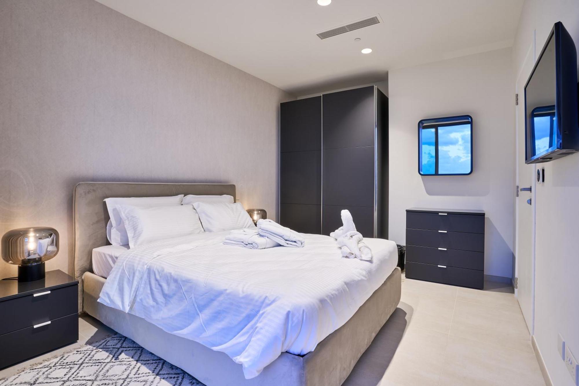 Sky High Luxury In Mercury Towers With Infinite Seaviews * San Ġiljan